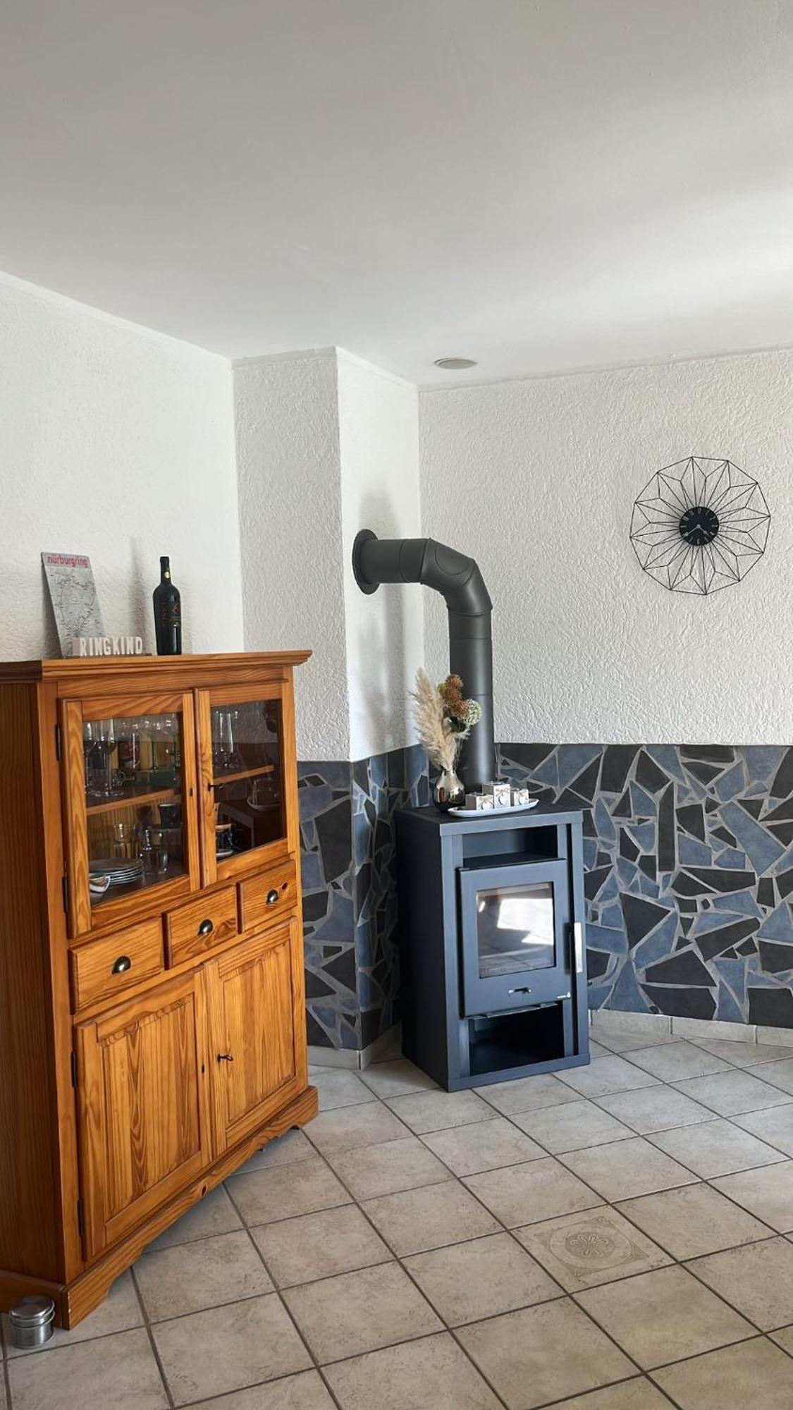 Fewo Hoheeifel, 1 Haus Mit 2 Apartments 5 Schlafzimmer In Kelberg Naehe Nuerburgring Екстер'єр фото